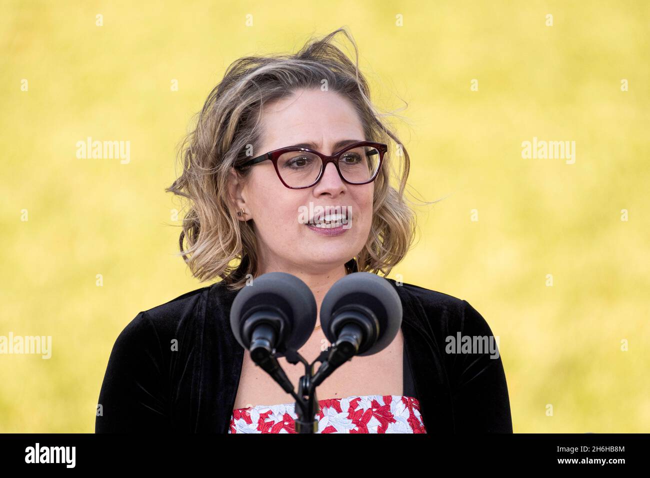 Kyrsten sinema hi-res stock photography and images - Alamy