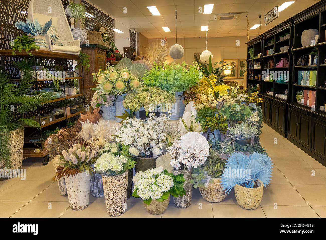 Interesting items hires stock photography and images Alamy