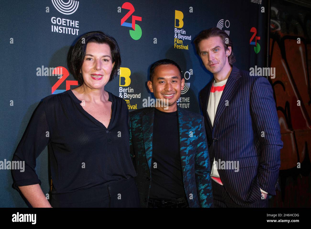 Producer Lisa Blumenberg, Director of Berlin & Beyond Film Festival, Sophoan Sorn and actor Dan Stevens attend the screening of ‘Ich bin dein Mensch' (I'm Your Man) during the Berlin and Beyond Film Festival Autumn Showcase at Roxie Theater on November 15, 2021 in San Francisco, California. Photo: Christopher Victorio/imageSPACE for Bleecker Street Credit: Imagespace/Alamy Live News Stock Photo