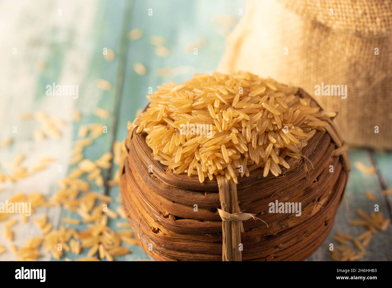 Scattered rice grains hi-res stock photography and images - Alamy