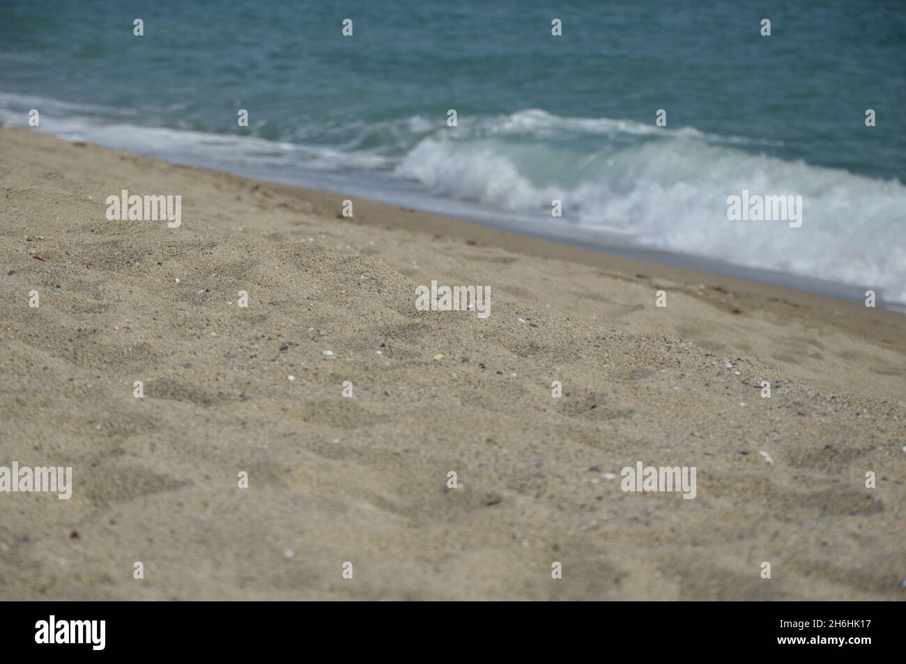 Sea shallow landscape waves hi-res stock photography and images - Alamy