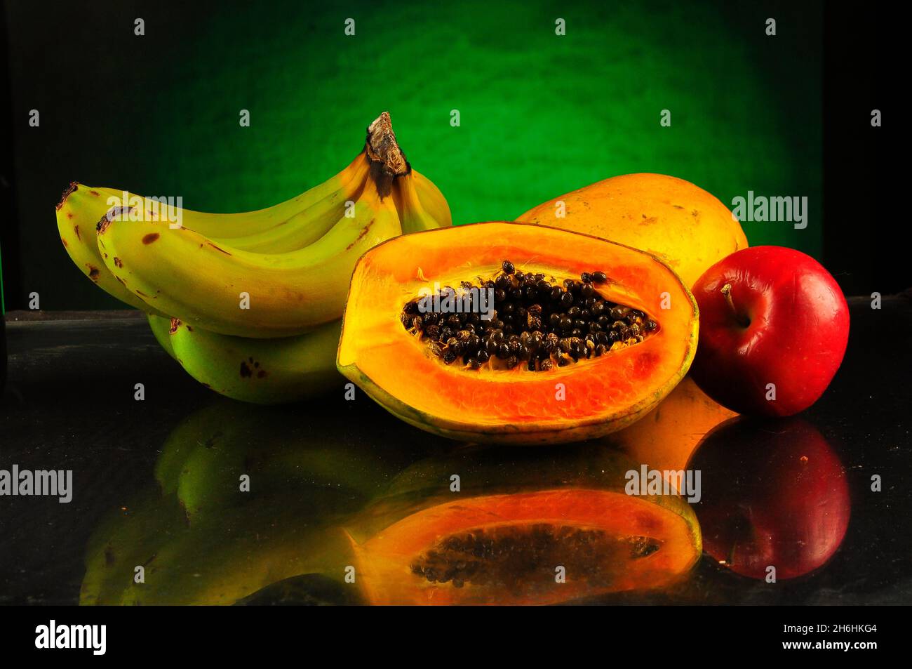 Healthy eating tropical fruits hi-res stock photography and images - Alamy