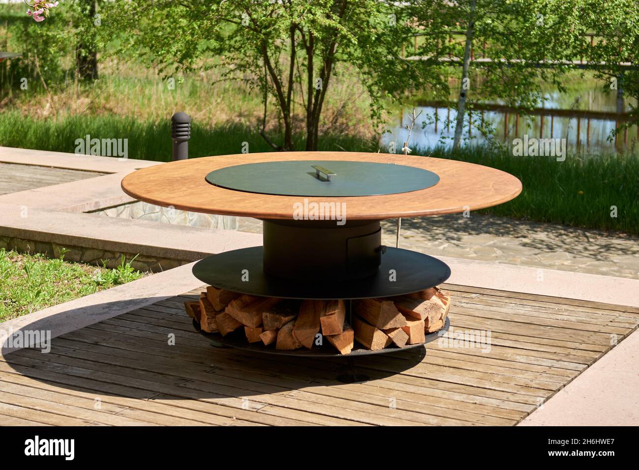Charcoal grill clearance table