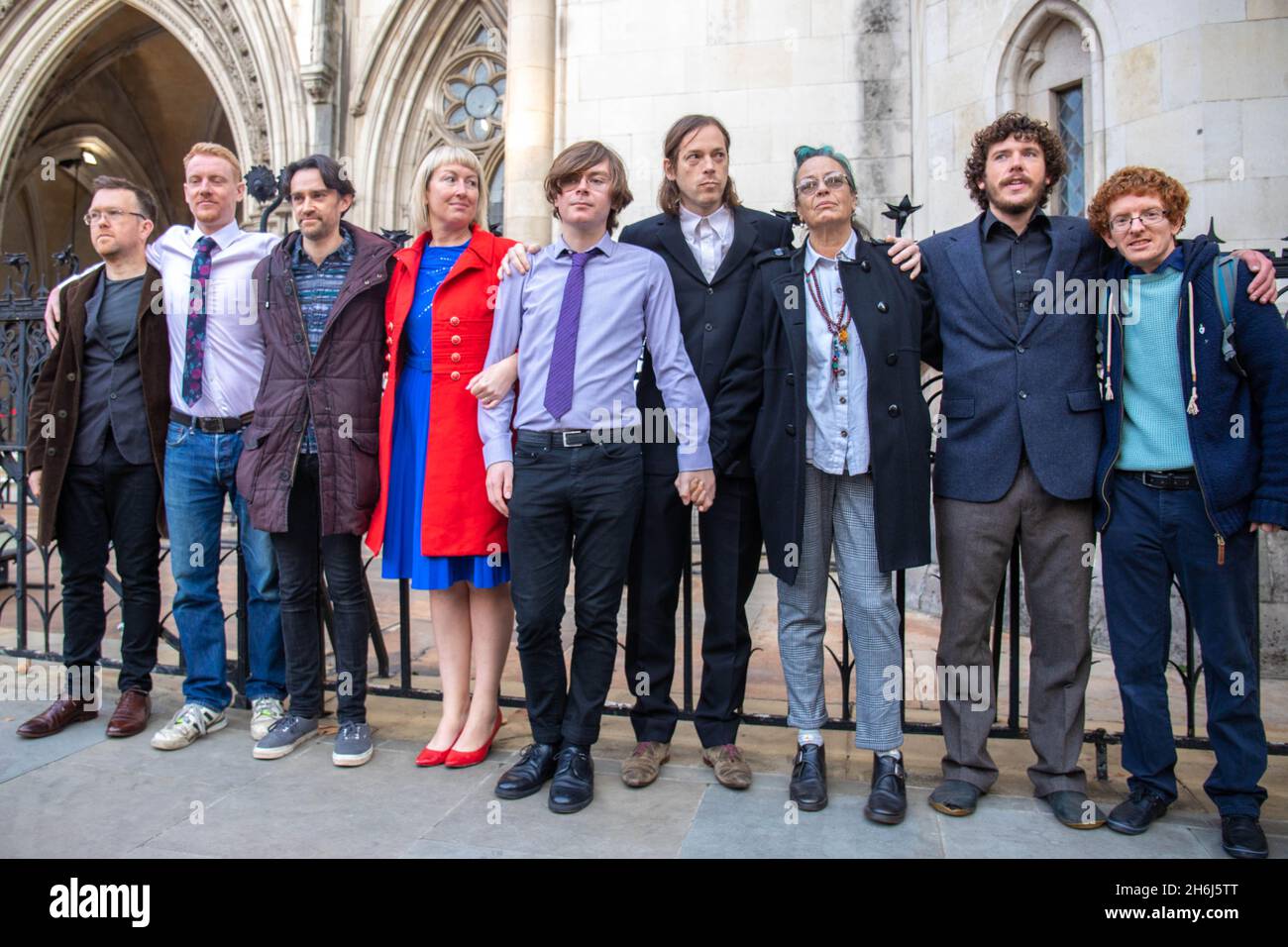 London, England, UK 16 November 2021 Climate Change activists from Insulate Britain appear at the Royal Courts of Justice allegedly breaking injunctions designed to restrict disruptive protest. The activists face jail if found guilty. Credit: Denise Laura Baker/Alamy Live News Stock Photo