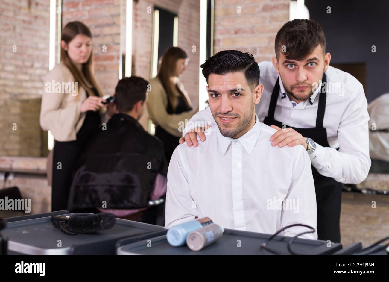 Styling result hi-res stock photography and images - Alamy