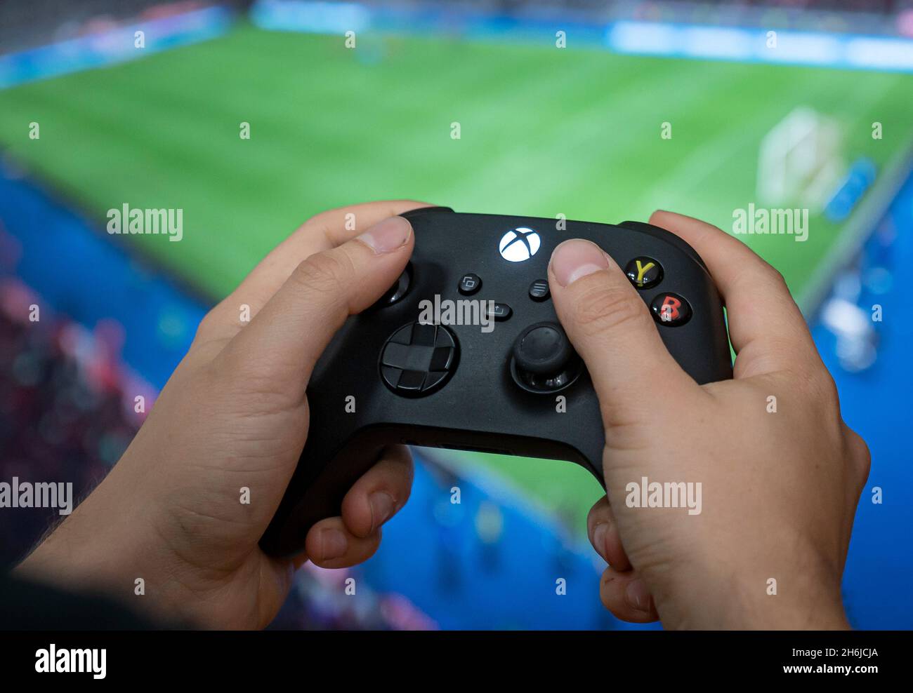 Xbox series x hi-res stock photography and images - Alamy