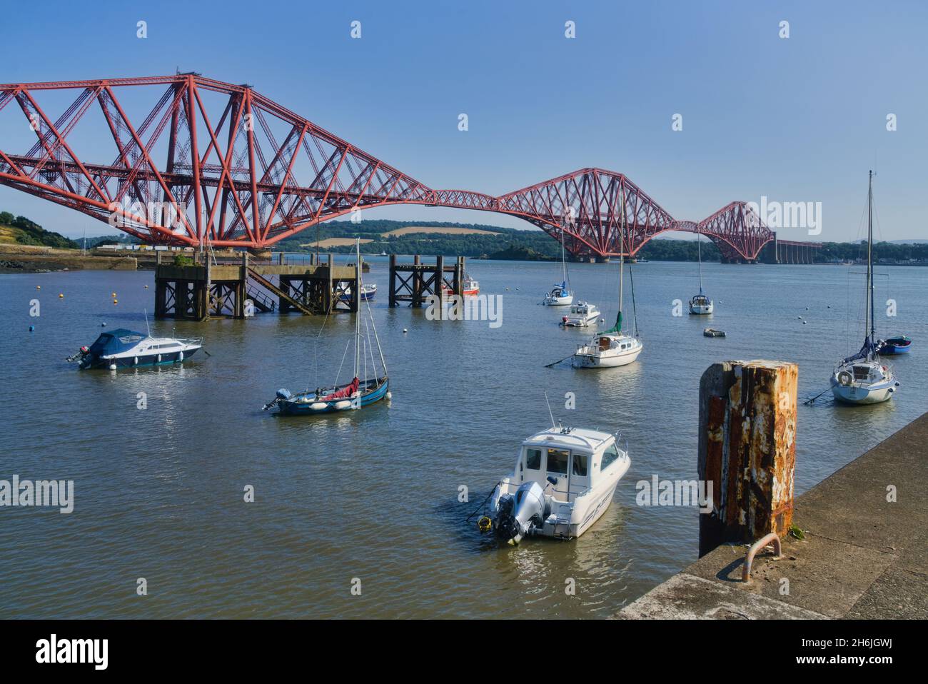 Iconic Forth railway Bridge, Looking south from old pier at North Queensferry, Fife and Kinross,  Scotland, uk Stock Photo