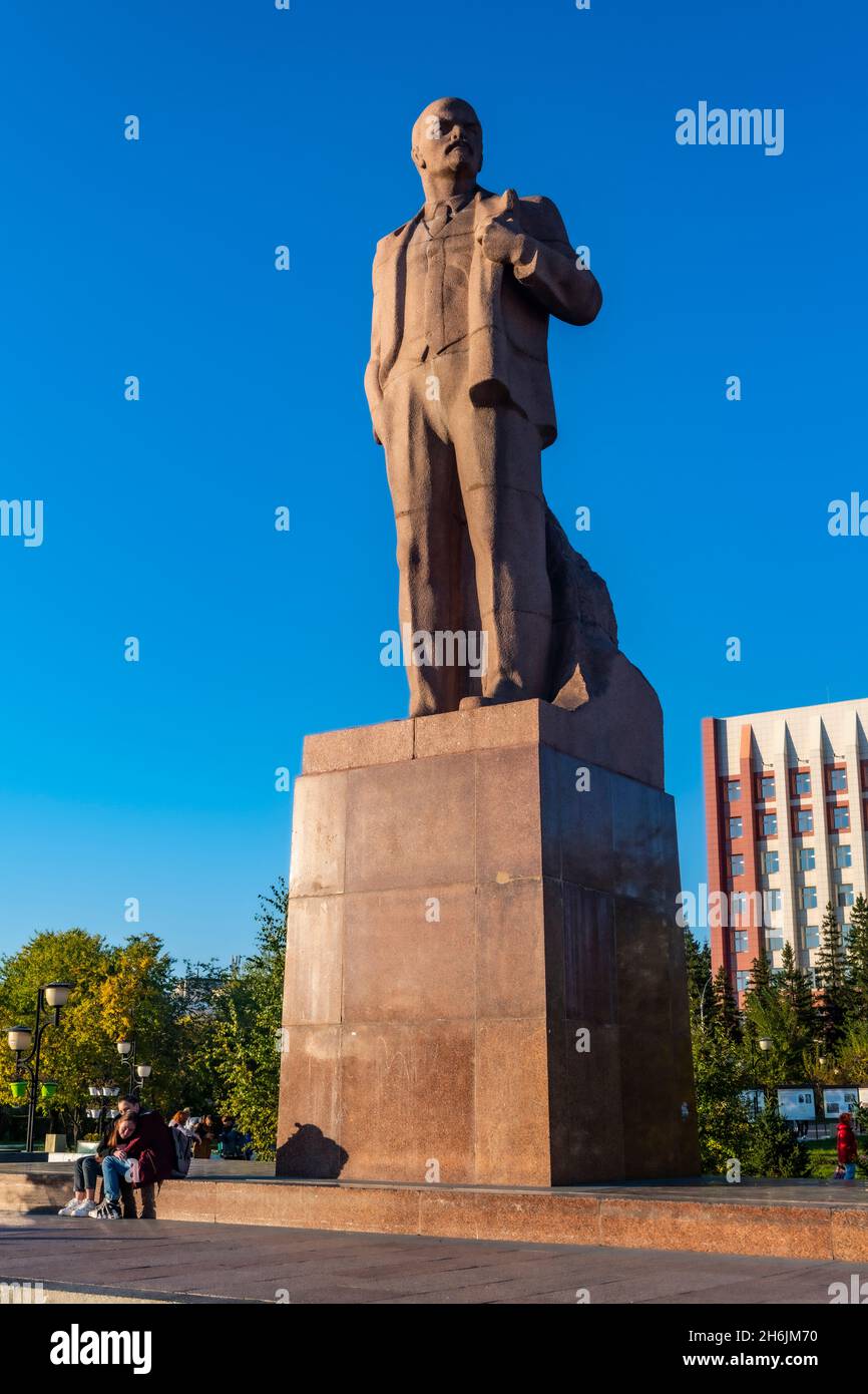 Lenin statue on Lenin Square, Chita, Zabaykalsky Krai, Russia, Eurasia Stock Photo