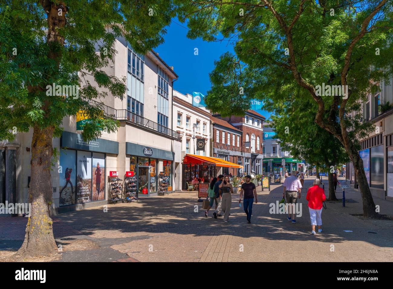 Eastbourne shopping centre hires stock photography and images Alamy