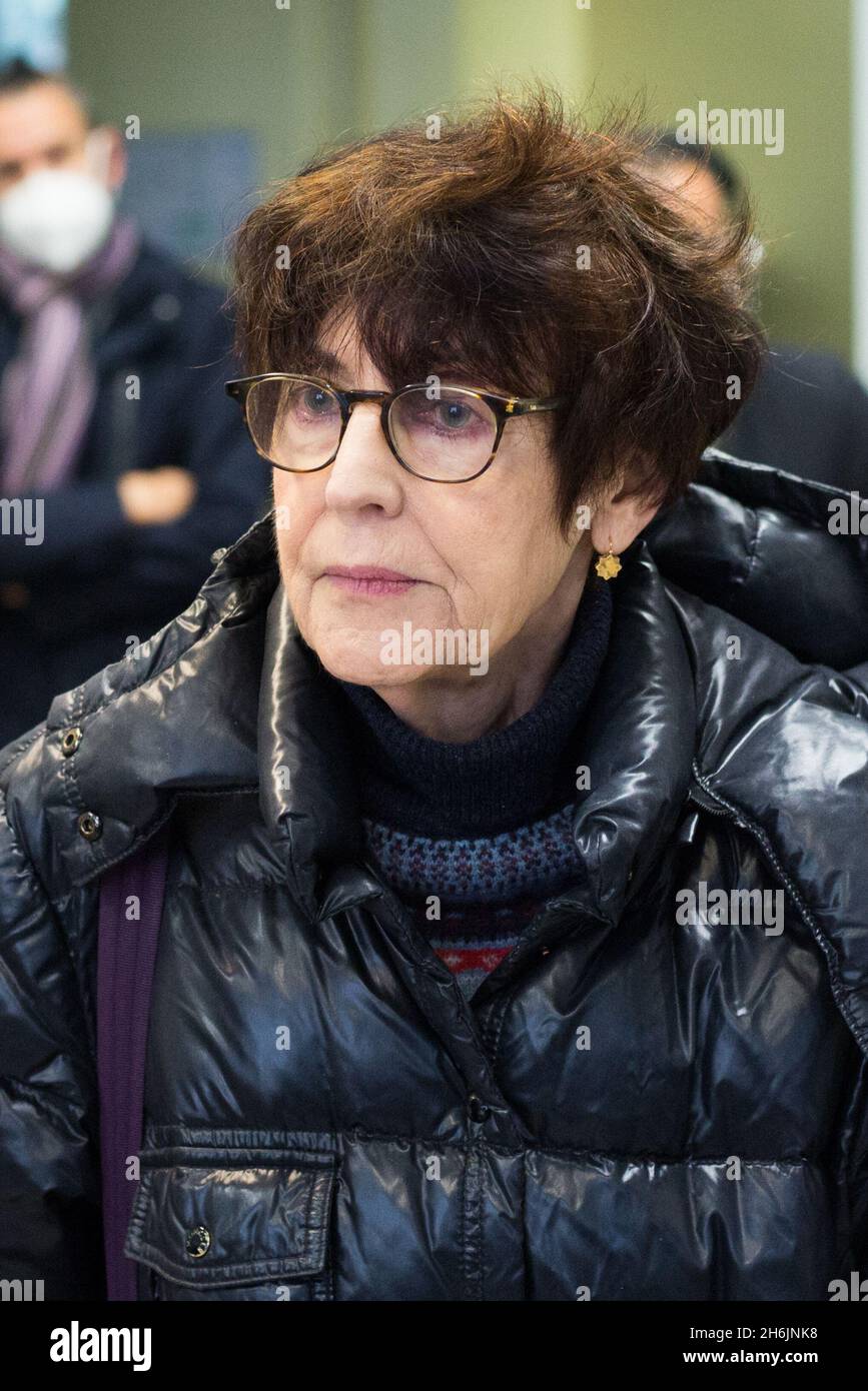 Sevres, France. 16th Nov, 2021. Artist Messager Roselyne