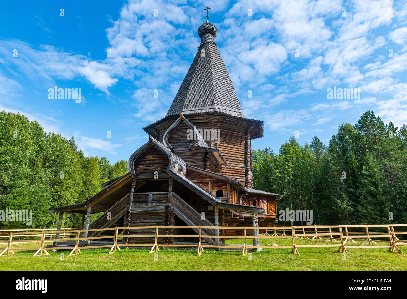 Wooden church, Malye Korely, Little Karelia, Arkhangelsk, Russia, Europe Stock Photo