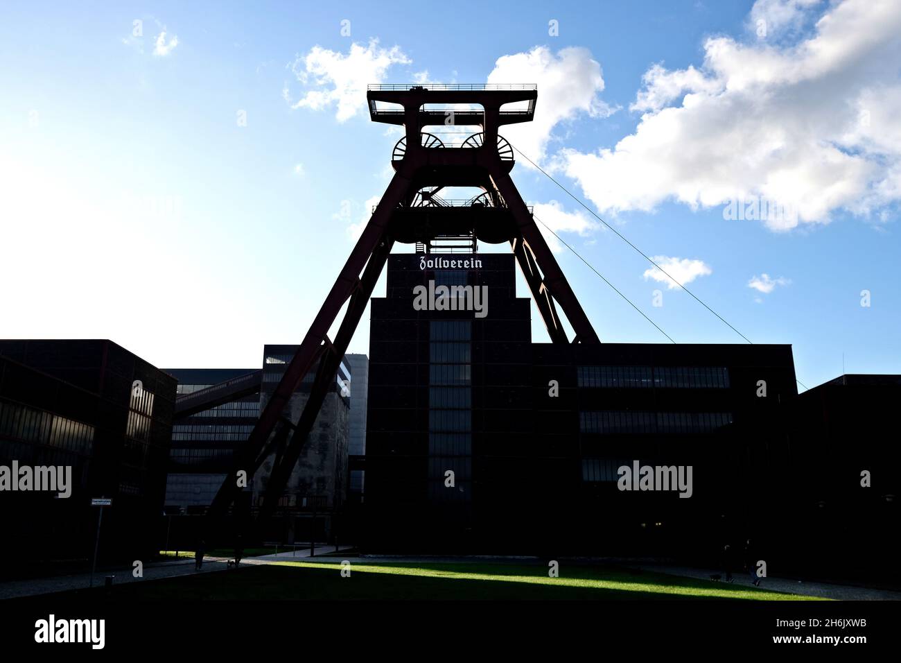 Germany, NRW, Essen, Zeche Zollverein; shaft hall and winding tower. Stock Photo