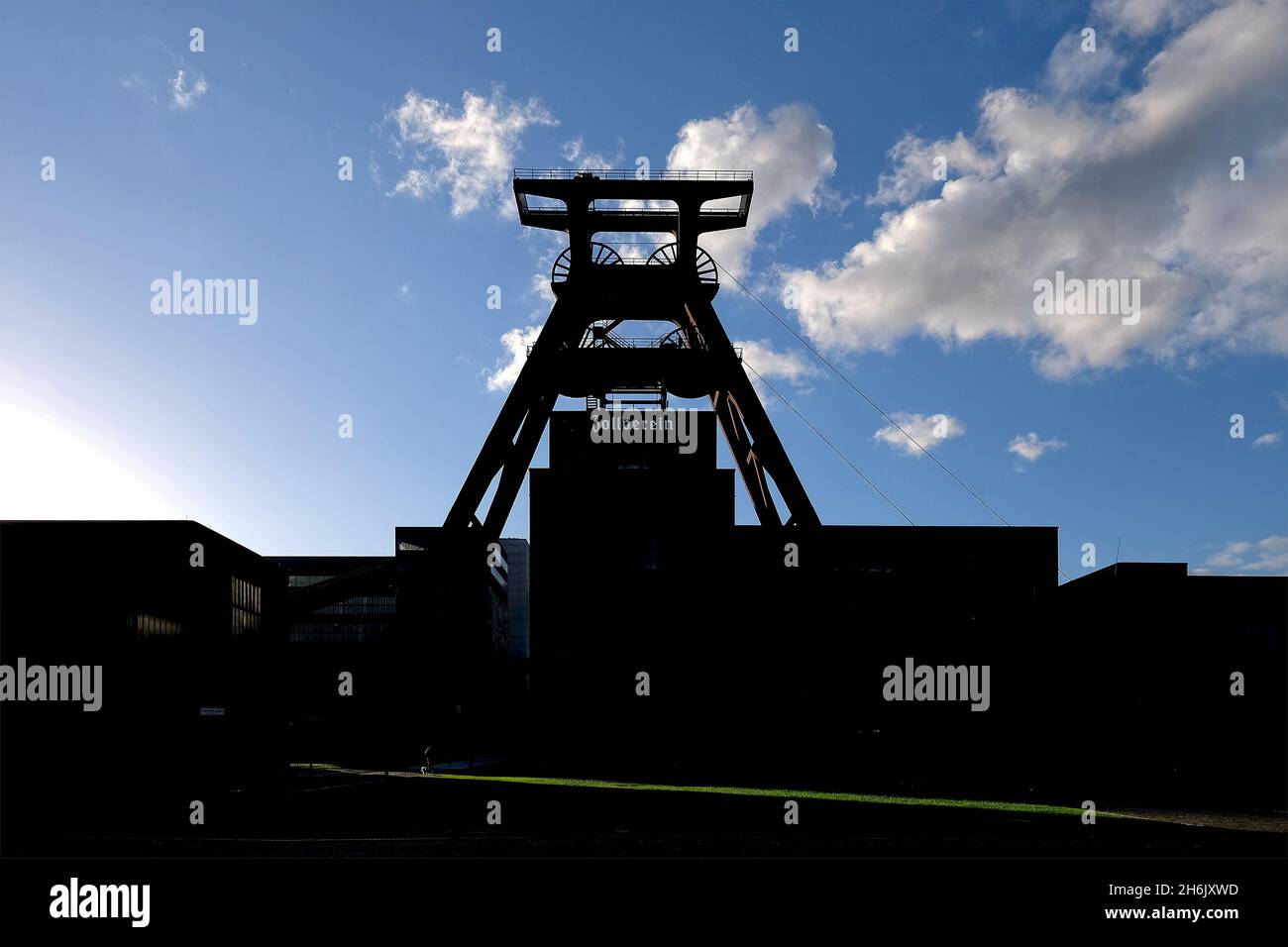 Germany, NRW, Essen, Zeche Zollverein; shaft hall and winding tower. Stock Photo