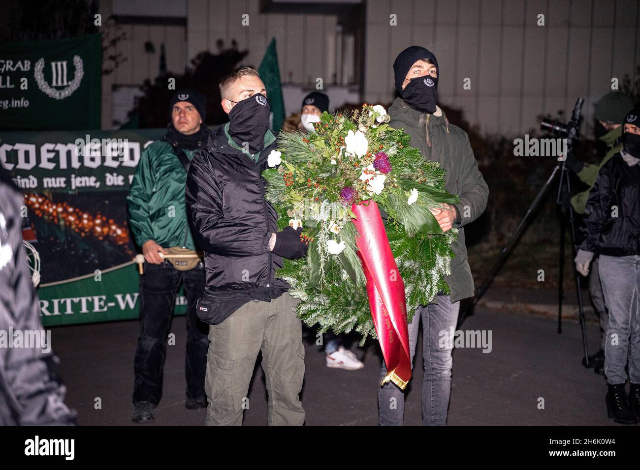 Wunsiedel, Deutschland. 13th Nov, 2021. On November 13, 2021 a torch march of neo-nazis of the III. Weg (third way) took place in Wunsiedel, Upper Franconia, Germany. The far-right protest was accompanied by 450 counter protestors of the initiative NichtLangFackeln. Wunsiedel is the place where Adolf Hitler's deputy Rudolf Hess was buried until 2011. (Photo by Alexander Pohl/Sipa USA) Credit: Sipa USA/Alamy Live News Stock Photo