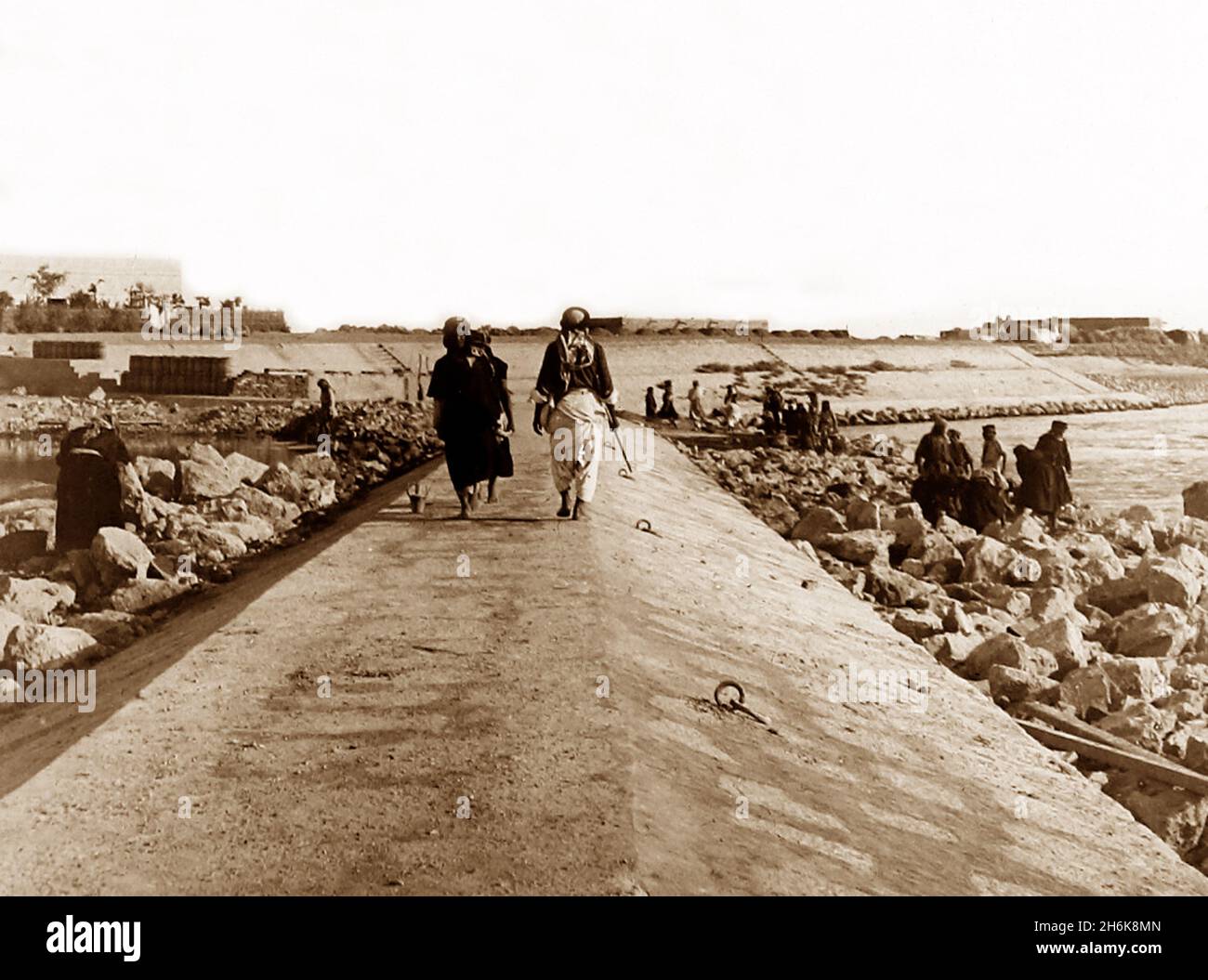 Hindiya Barrage, Iraq, photo dated October 1897 Stock Photo