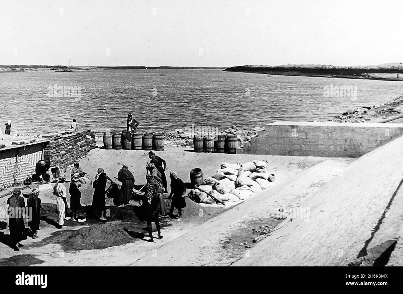 Hindiya Barrage, Iraq, photo dated September 1897 Stock Photo