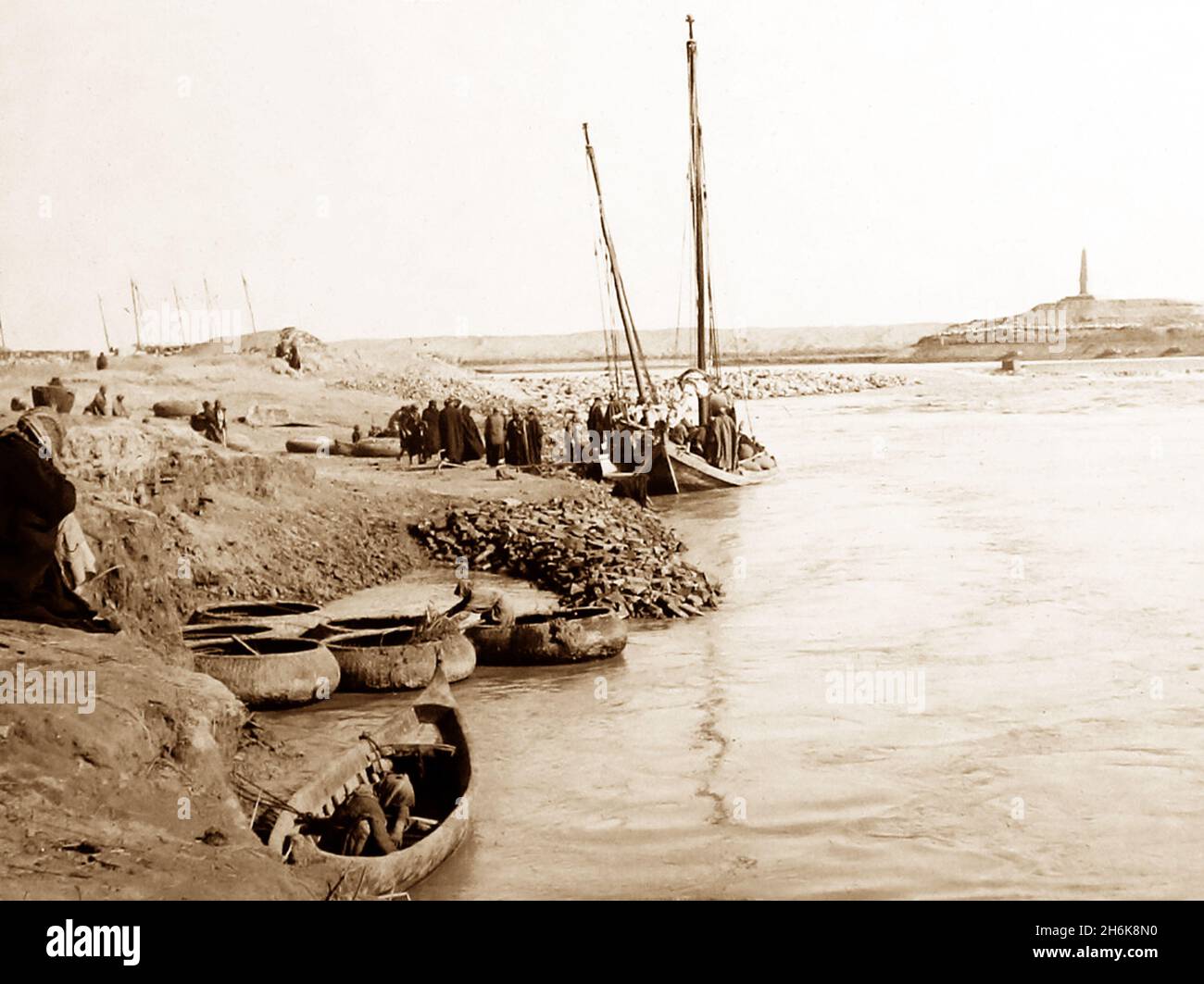 Hindiya Barrage, Iraq, photo dated January 1898 Stock Photo