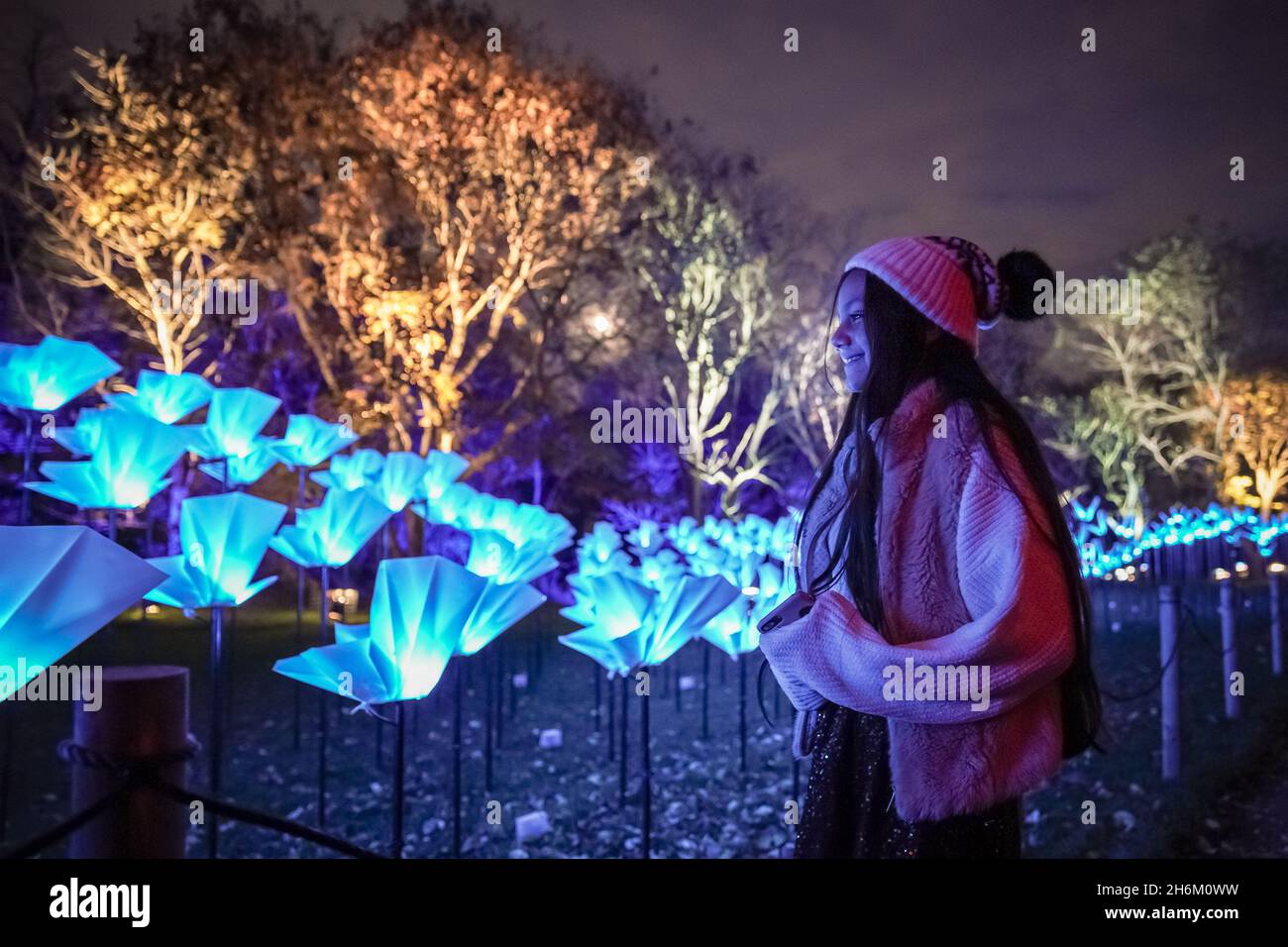 London, UK. 16th Nov 2021. Christmas at Kew winter lights trail. Now in