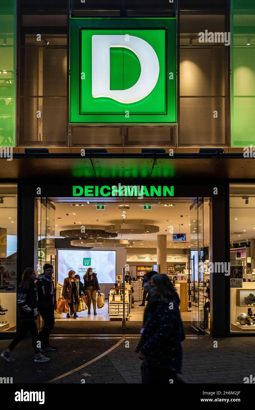 Deichmann hi-res stock photography and images - Alamy