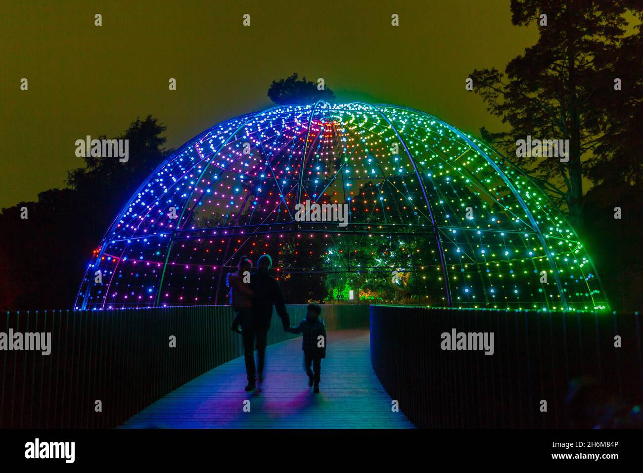 Kew Gardens, Richmond, UK. 16th November 2021. Over one million