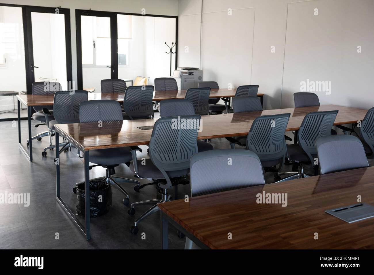 Coat corporation hi-res stock photography and images - Page 3 - Alamy