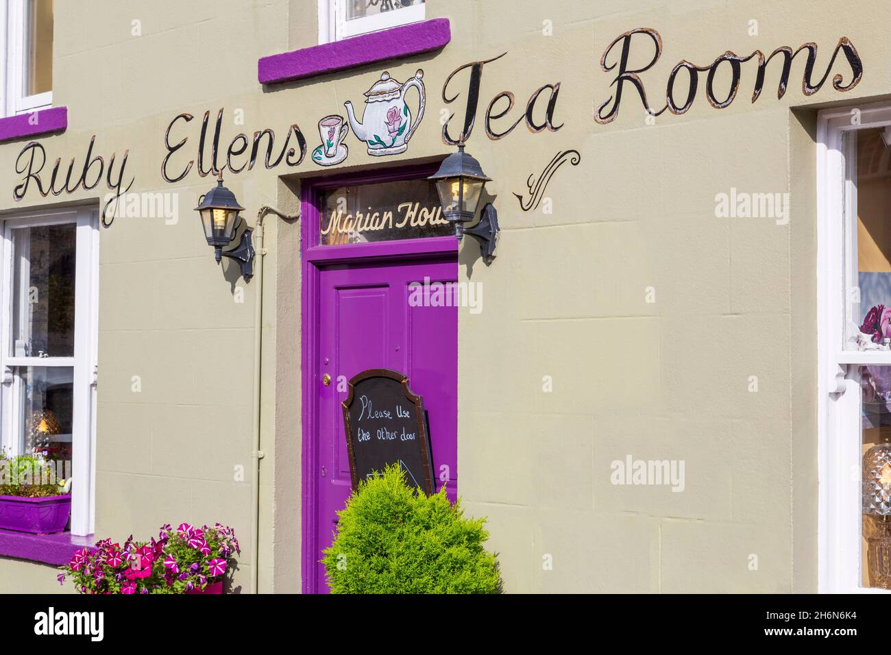 Tea Rooms in Carlingford Village, County Meath, Ireland Stock Photo Alamy