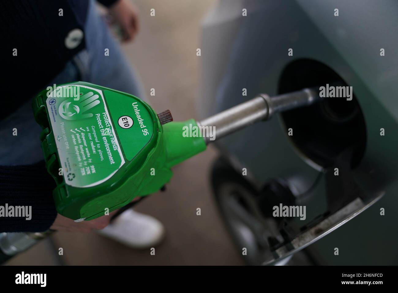 Uk petrol pump e10 hires stock photography and images Alamy