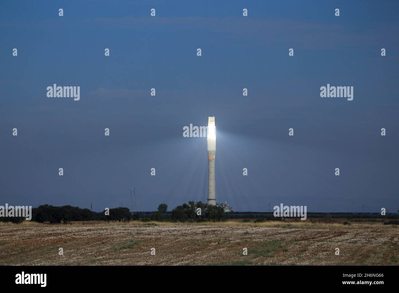 Gemasolar thermosolar plant hi-res stock photography and images - Alamy