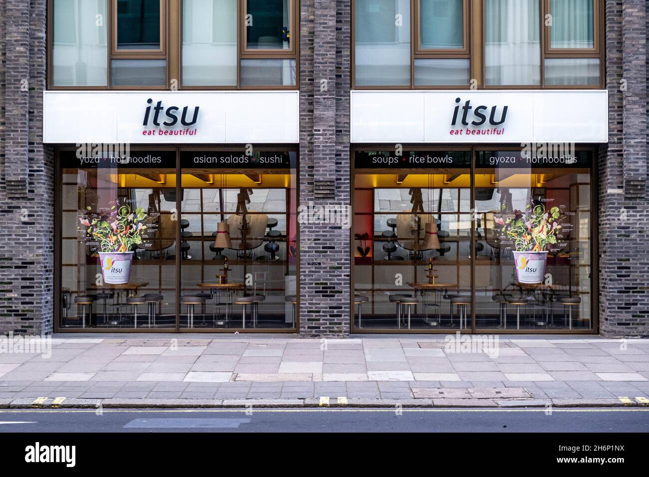 Asian food restaurant hires stock photography and images Alamy