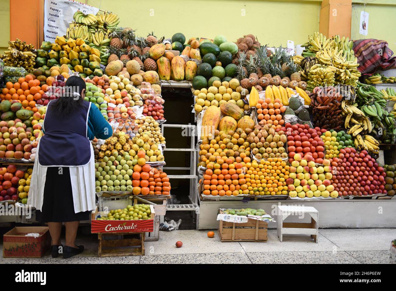 EQUATOR, THE CITY OF QUITO, MARKET IN THE HISTORICAL DISTRICT Stock