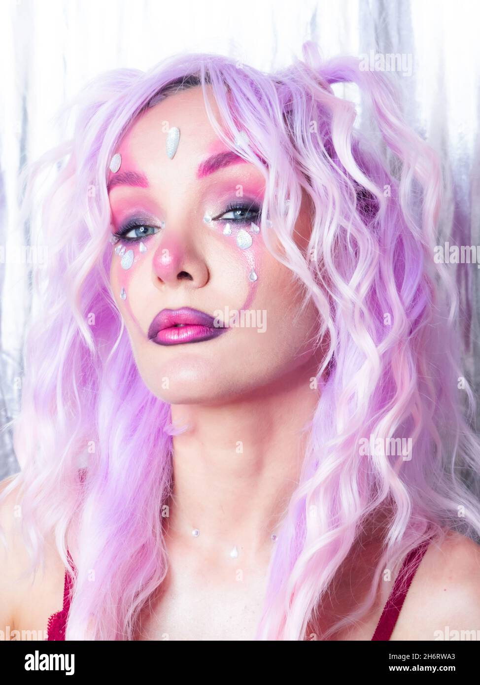Purple Colored Hair High Resolution Stock Photography And Images Alamy
