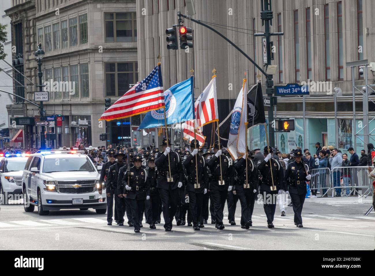 Parade 5th avenue new york hi-res stock photography and images - Alamy