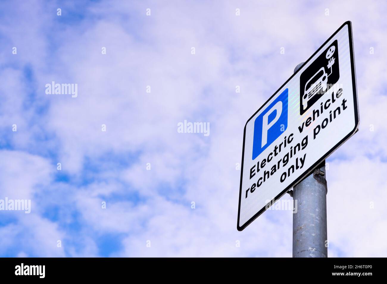 Electric car charging stations and points in Belfast, Northern Ireland