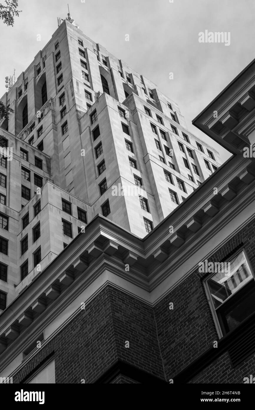 Art deco skyscraper in Albany, New York. The Art Deco skyscraper has 34 stories and at 388 feet is Albany's second tallest structure. Stock Photo