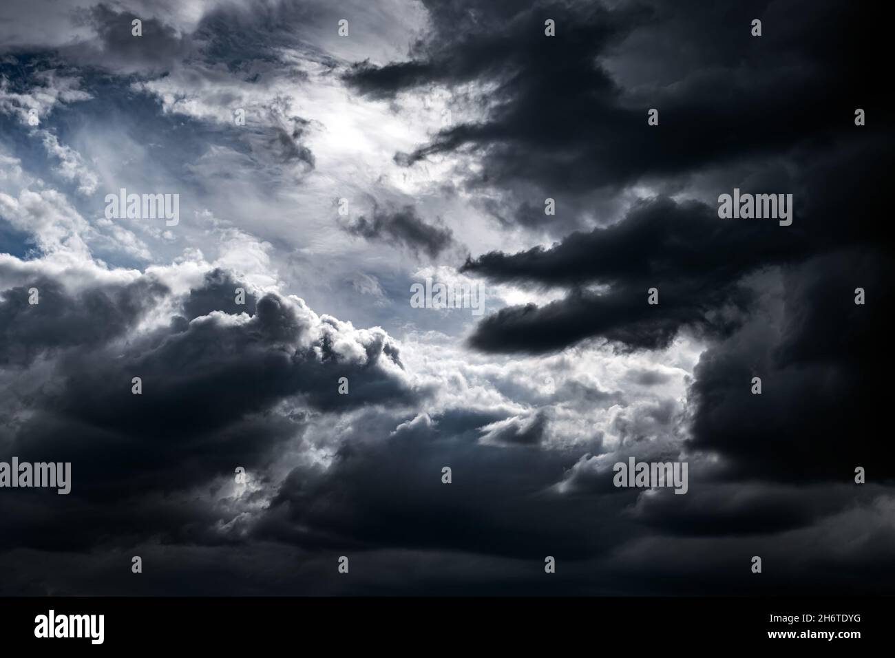 Dramatic Dark Clouds before Thunder Storm and Rain Stock Photo - Alamy