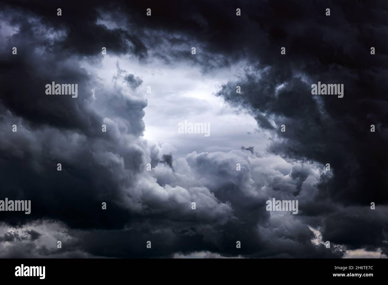 Dramatic Dark Clouds before Thunder Storm and Rain Stock Photo - Alamy