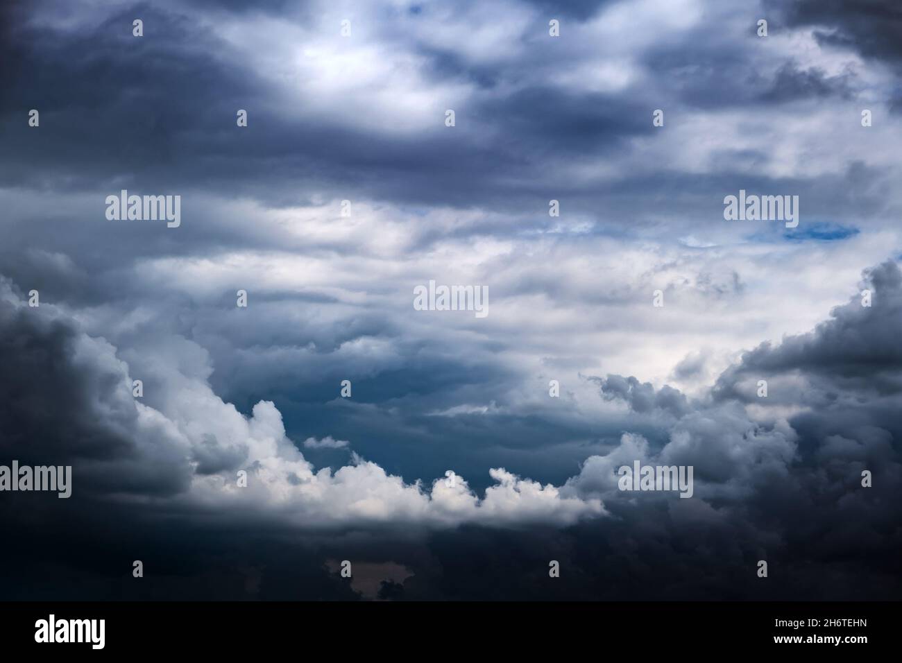 Dramatic Dark Clouds before Thunder Storm and Rain Stock Photo - Alamy