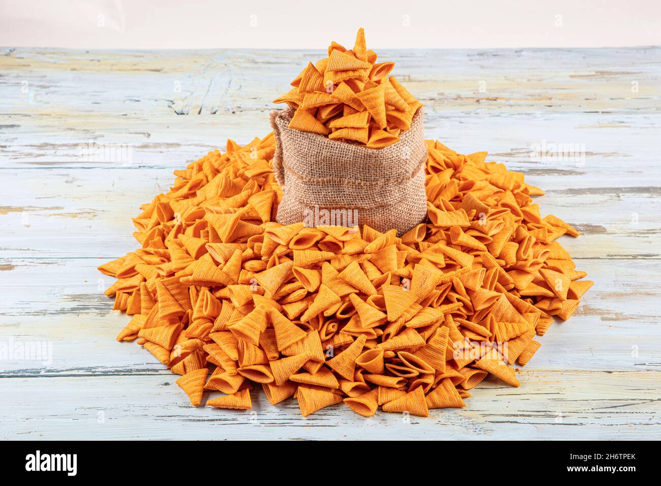 Crunchy cheetos hi-res stock photography and images - Alamy