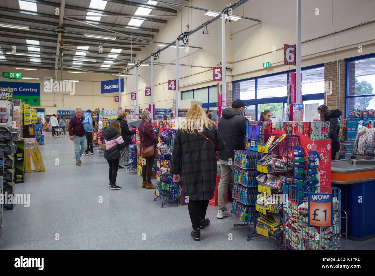 B&M home store, Tower Road, Lowestoft, NR33 7NG Stock Photo Alamy