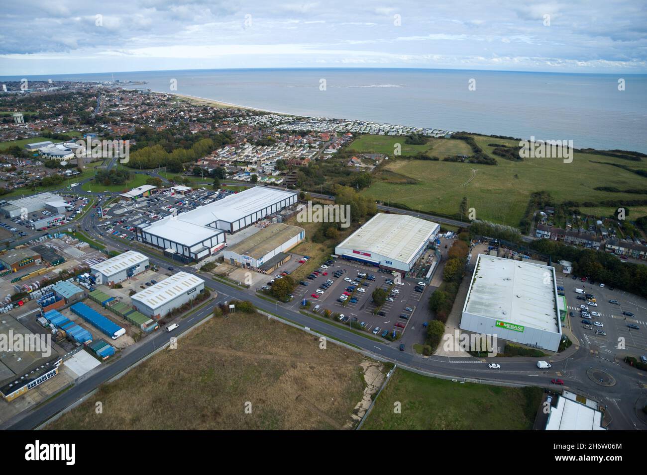 Lowestoft - Over Tower Road showing B&M,Gateway Retail Park, Homebase and Morrisons Stock Photo