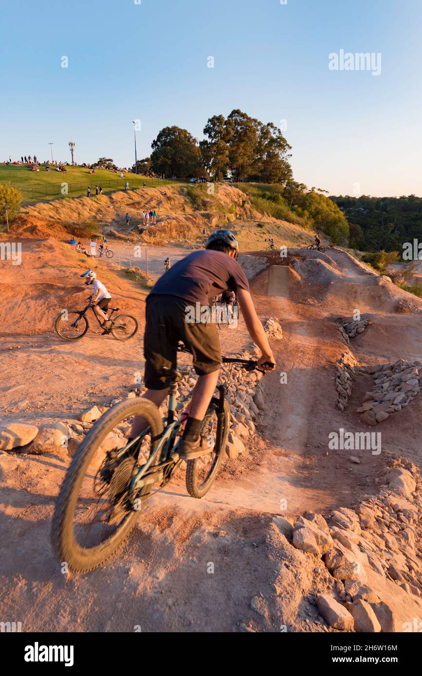 Cycling down steep hill hires stock photography and images Alamy