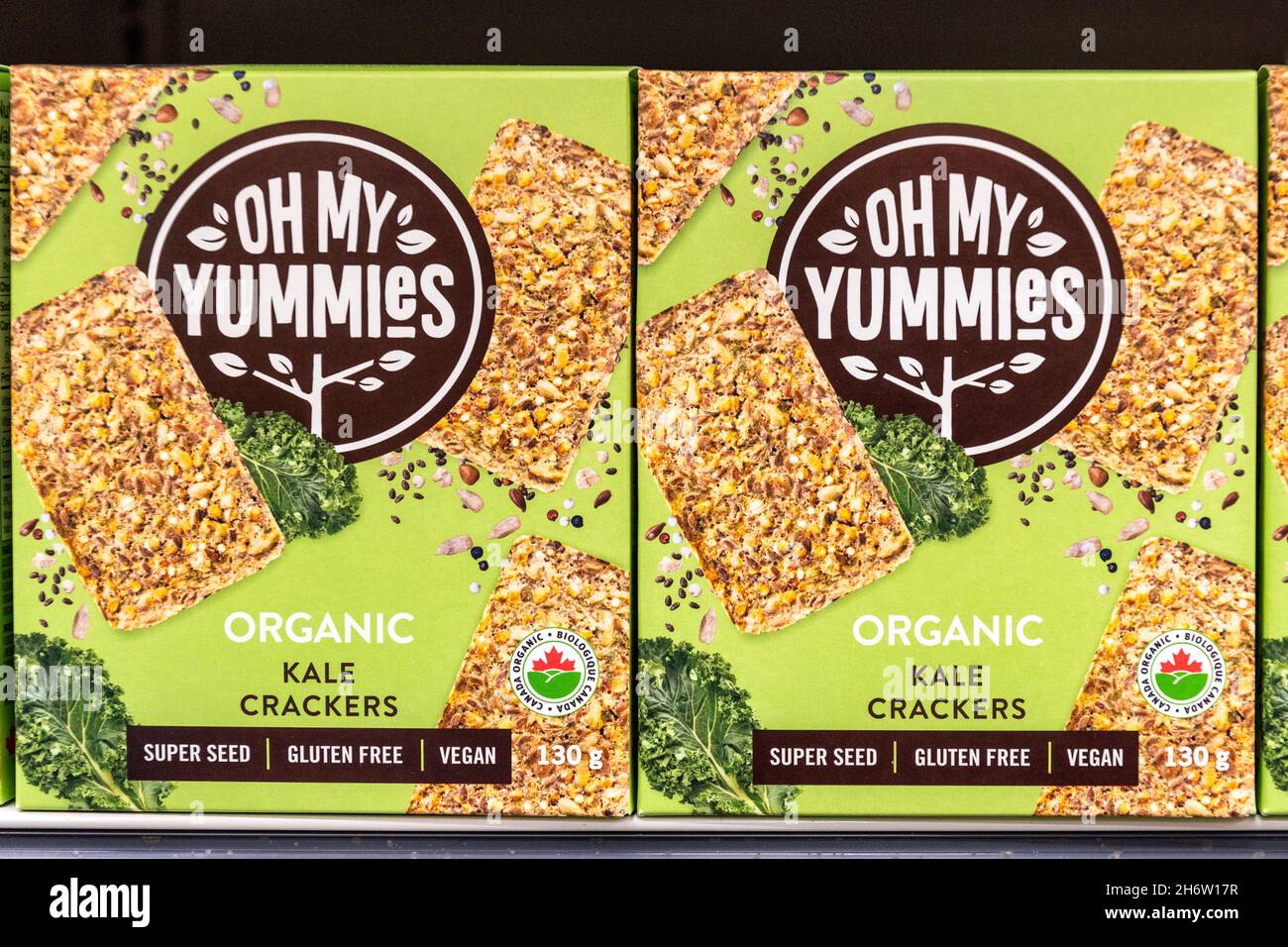 https://c8.alamy.com/comp/2H6W17R/boxes-of-oh-my-yummies-organic-kale-crackers-seen-in-a-grocery-store-shelfnov-18-2021-2H6W17R.jpg