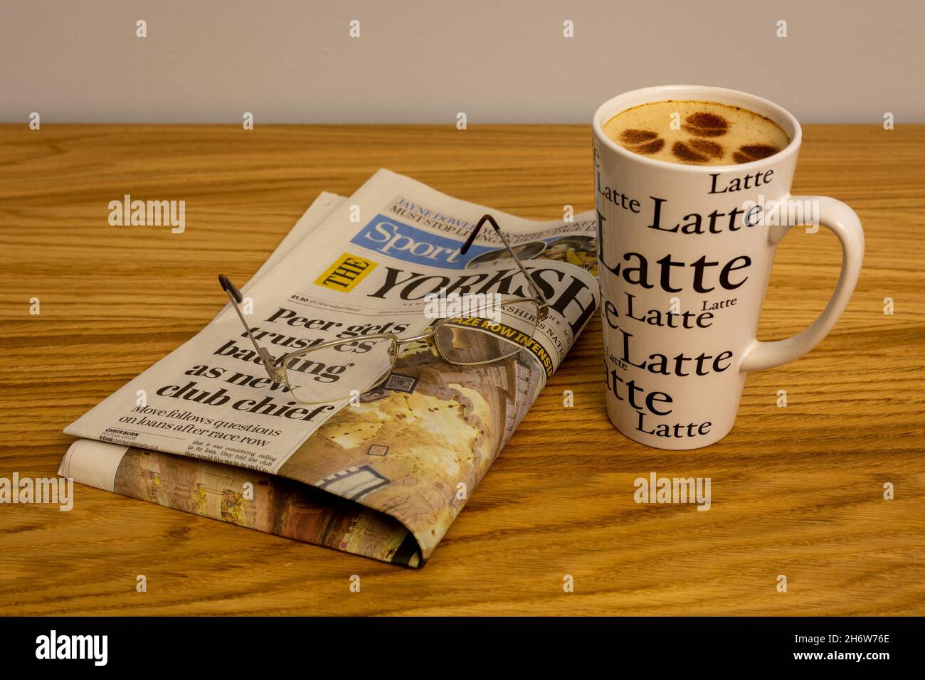 Coffee Break With The Yorkshire Post Newspaper Stock Photo