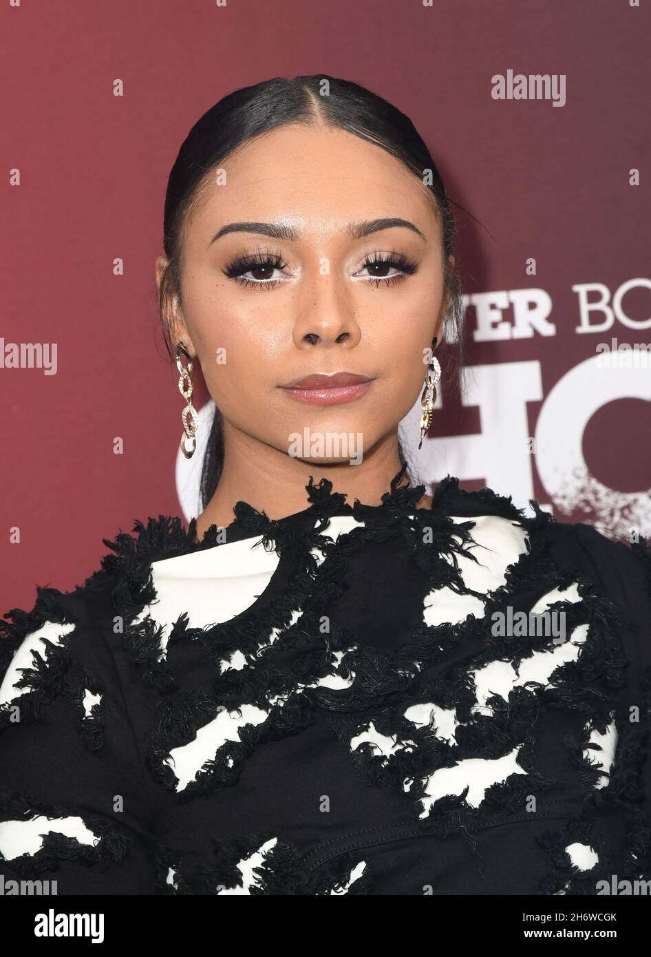 Alix Lapri The Future Of Entertainment Is Here - kvhsjj2