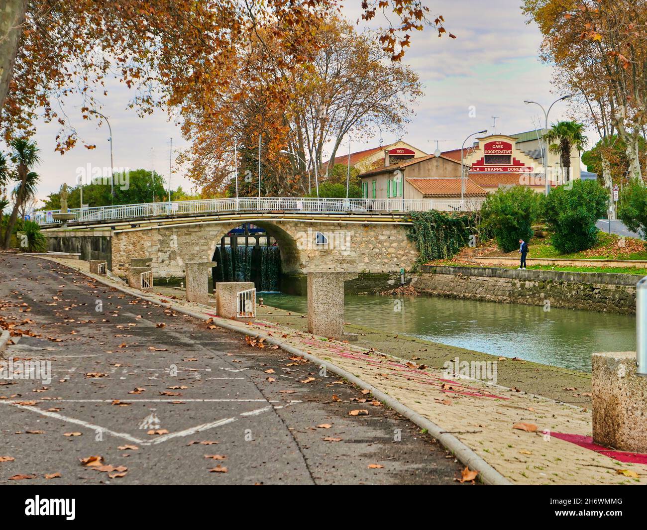 Canal du Midi at Villeneuve-lès-Béziers,Herault Stock Photo