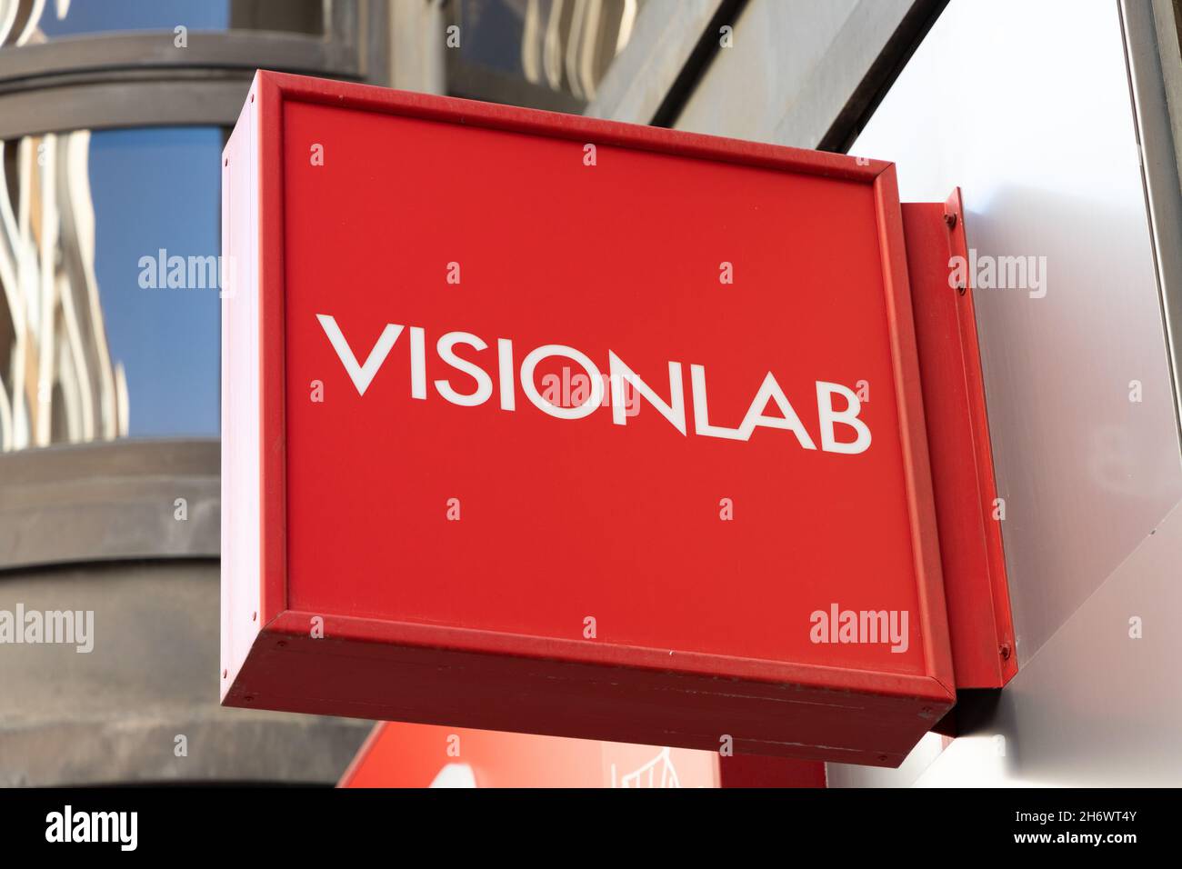 Optical symbol hires stock photography and images Alamy