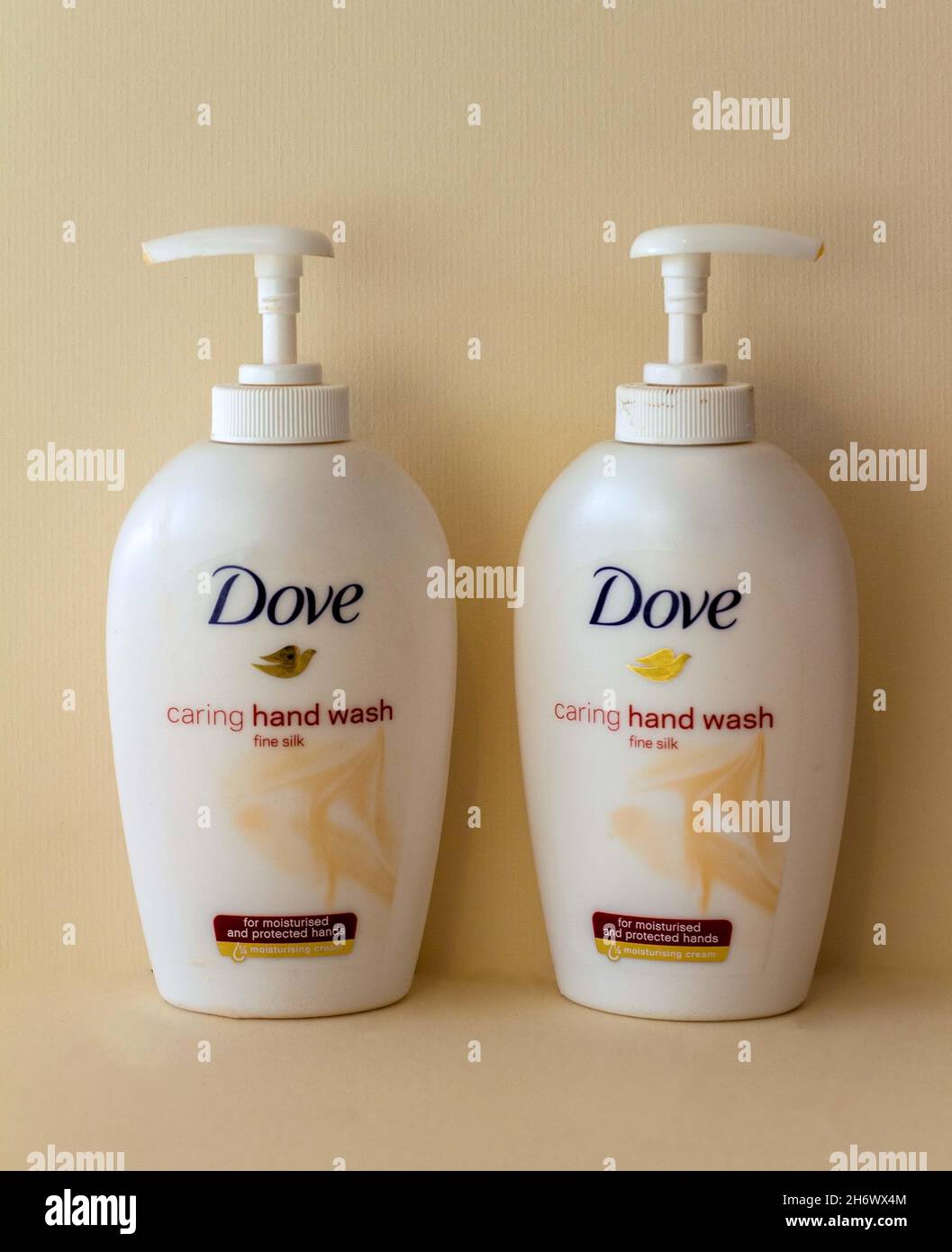 dove soap hand