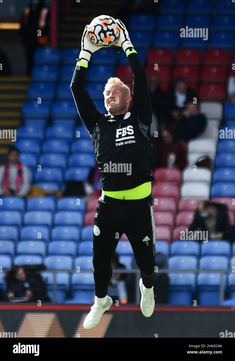 LONDON, ENGLAND - OCTOBER 3, 2021: Kasper Schmeichel of Leicester pictured ahead of the 2021-22 Premier League matchweek 7 game between Crystal Palace FC and Leicester CIty FC at Selhurst Park. Copyright: Cosmin Iftode/Picstaff Stock Photo