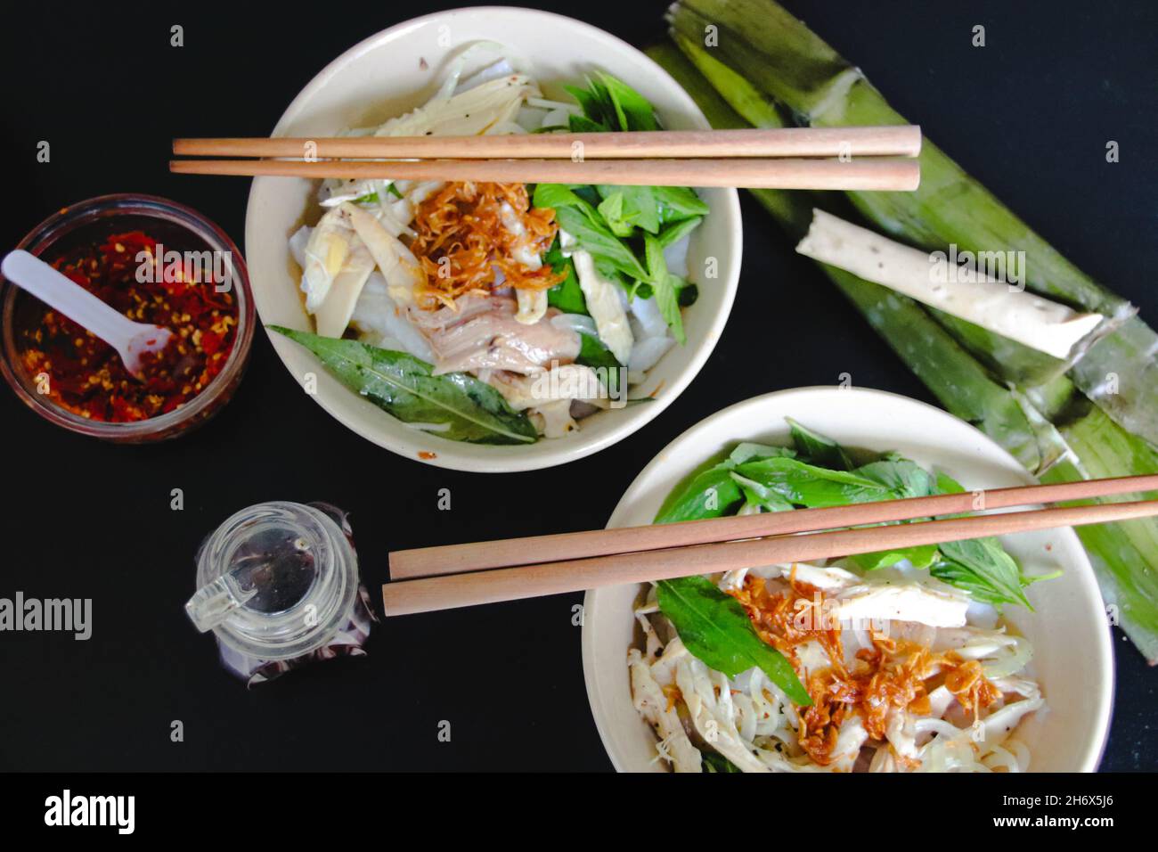 Banh Uot Long Ga, unique vietnamese dry rice noodles (flat and wide