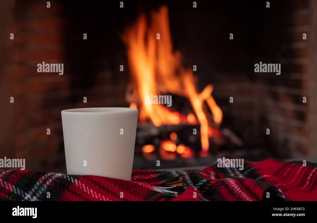 Morning coffee around a fire pit Stock Photo - Alamy